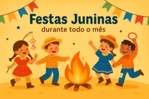Crianças em festa junina com bandeirinhas coloridas e fogueira decorativa